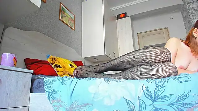Snapshot of DUSSY_PUSSY chatting on February 2025 06:29:02 AM DUSSY PUSSY online show from February 2025 06:29:02 AM