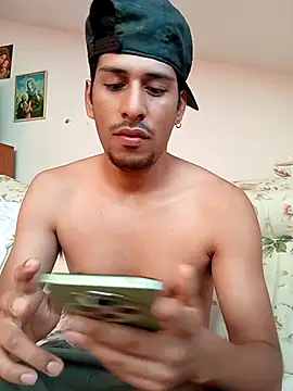 Snapshot of sexcampene chatting on September 2025 06:15:02 AM sexcampene online show from September 2025 06:15:02 AM