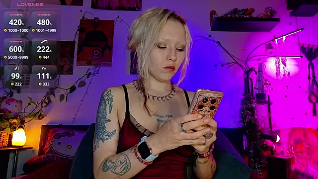 olivecum online show from April 2026 01:09:02 PM