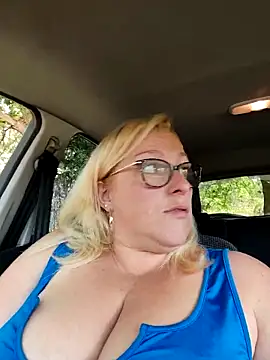 winniess40 online show from April 2026 11:16:01 AM