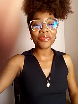 thaimy  online show from March 2026 03:00:02 AM