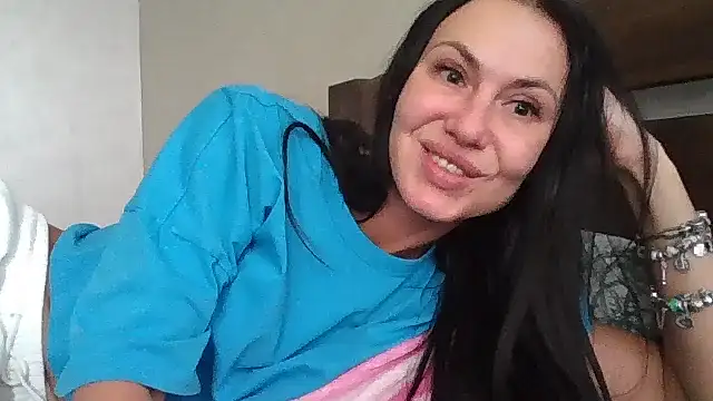 Snapshot of JulianaGold1 chatting on March 2025 12:48:02 PM JulianaGold1 online show from March 2025 12:48:02 PM