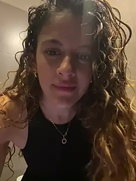 alana15 online show from December 2024 07:43:01 PM