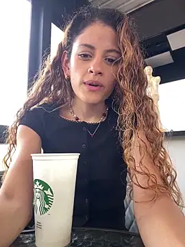 alana15 online show from November 2025 04:19:02 PM