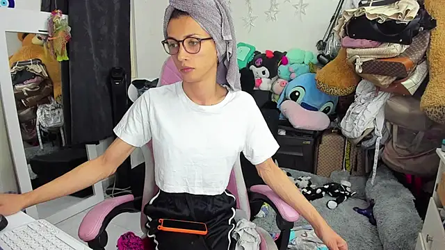 Lawrncesofiets online show from January 2025 05:45:02 PM