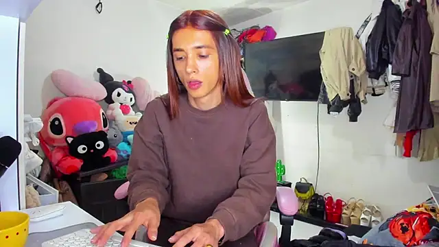 Lawrncesofiets online show from October 2025 07:02:01 PM