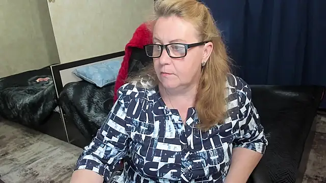 Frau Marta online show from April 2026 01:46:02 PM