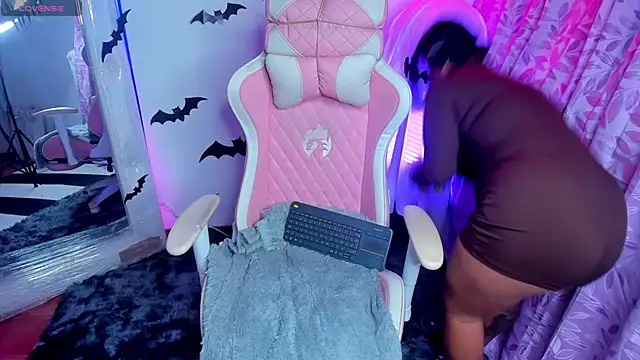 jenndy lockhart online show from October 2025 02:33:01 AM