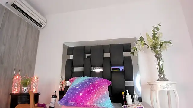 tanyyaa online show from March 2025 04:47:02 AM