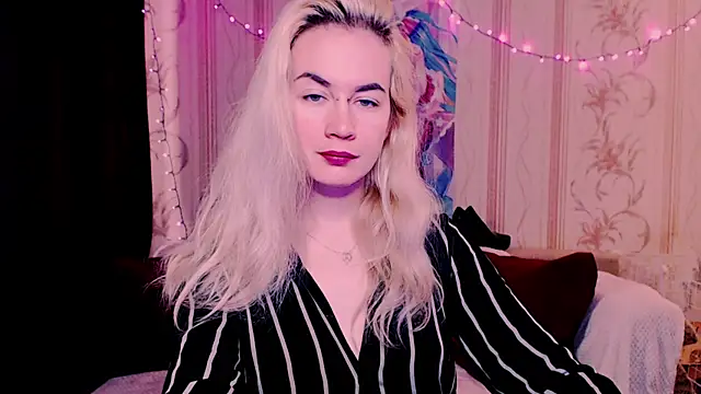 xxxcharismaaa online show from June 2026 07:13:01 AM