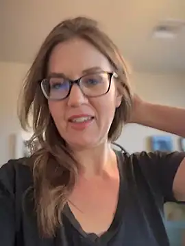 MaiseKnox online show from March 2025 10:11:01 PM