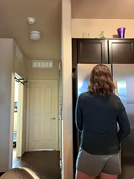 MaiseKnox online show from October 2025 10:41:02 PM