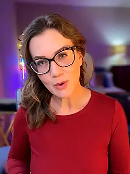 MaiseKnox online show from April 2026 10:15:01 PM