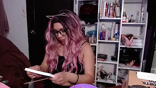 lil daisy7 online show from January 2025 04:47:01 AM