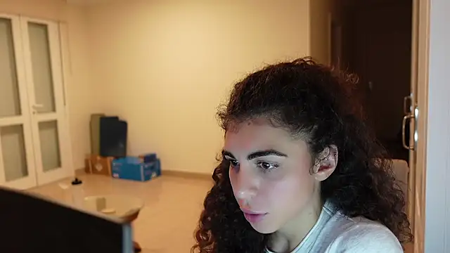 lady ana  online show from November 2025 09:05:02 PM