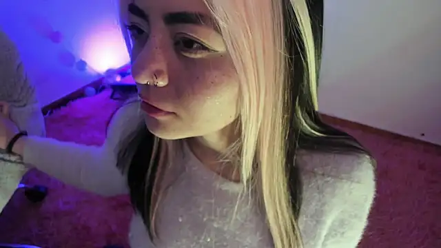 Sammysammy  online show from December 2024 10:49:02 AM