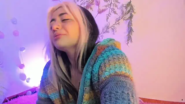 Sammysammy  online show from December 2024 05:38:01 AM