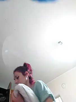 JoLeNe27 online show from April 2026 07:16:01 PM