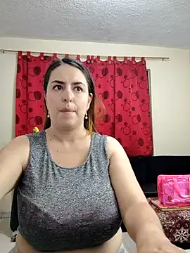 Snapshot of rosahills chatting on March 2025 04:52:02 AM rosahills online show from March 2025 04:52:02 AM
