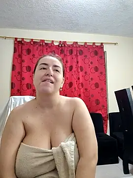 Snapshot of rosahills chatting on September 2025 06:35:02 AM rosahills online show from September 2025 06:35:02 AM