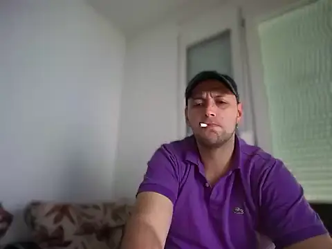 Snapshot of Flakka95 chatting on May 2026 04:02:01 PM Flakka95 online show from May 2026 04:02:01 PM