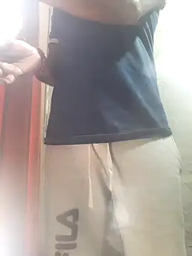 Snapshot of xxxsexy27 chatting on February 2025 07:02:01 AM xxxsexy27 online show from February 2025 07:02:01 AM