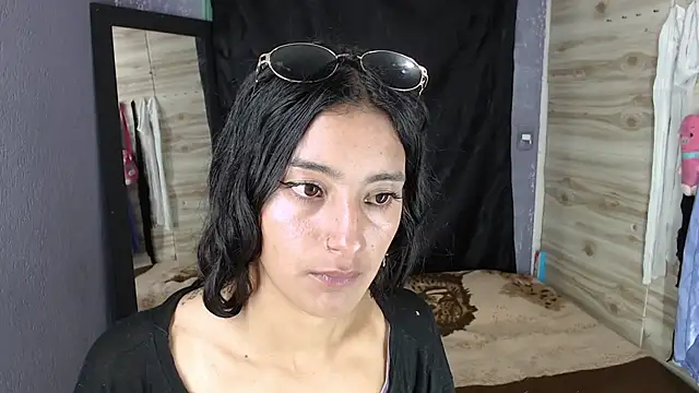 skinny Yizz online show from December 2025 09:00:01 PM