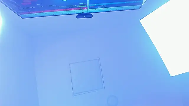 Sabrina Sabrock  online show from November 2025 06:52:01 PM