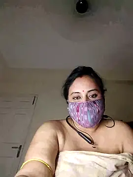 Snapshot of Sheela-Bhabi chatting on June 2026 07:39:02 PM Sheela-Bhabi online show from June 2026 07:39:02 PM