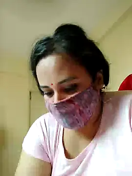 Snapshot of Sheela-Bhabi chatting on June 2026 12:24:01 AM Sheela-Bhabi online show from June 2026 12:24:01 AM