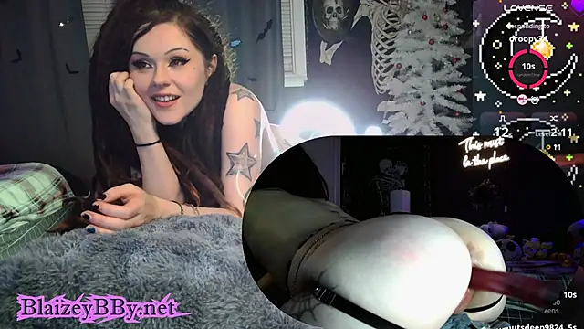 BlaizeyBBy online show from December 2024 01:18:01 PM