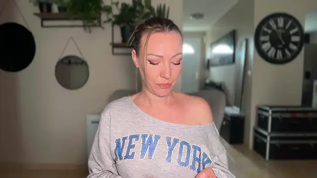 Sacha-xx online show from March 2026 10:54:02 AM