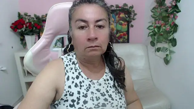 stepmother 105 online show from September 2025 05:36:02 PM