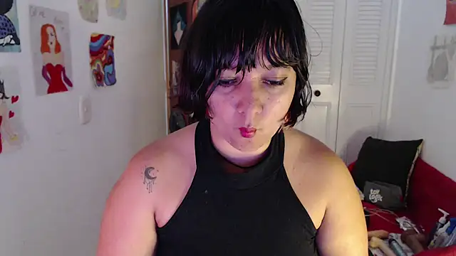 soynanabela28 online show from September 2025 05:20:01 AM