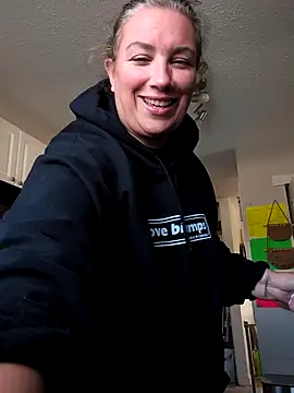 Canadian BBW online show from October 2025 07:00:01 PM