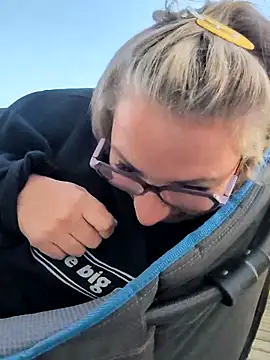 Canadian BBW online show from April 2026 09:27:01 PM