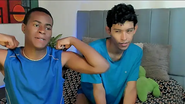 Snapshot of CrissBrownxxx chatting on October 2025 07:03:01 PM CrissBrownxxx online show from October 2025 07:03:01 PM