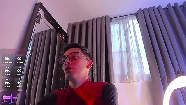 Thiago jones online show from October 2025 10:10:01 PM