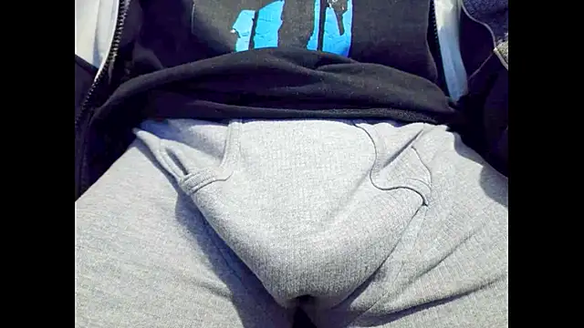 Snapshot of hairyuncut00 chatting on November 2025 10:58:02 PM hairyuncut00 online show from November 2025 10:58:02 PM