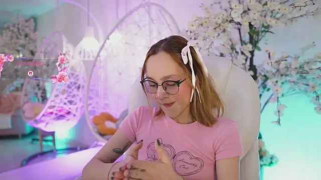 DalahiaRush online show from September 2025 07:04:02 PM