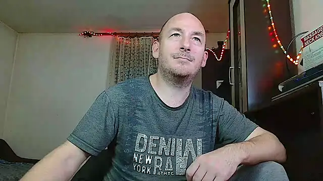 Johan   Barker online show from December 2024 11:02:01 AM