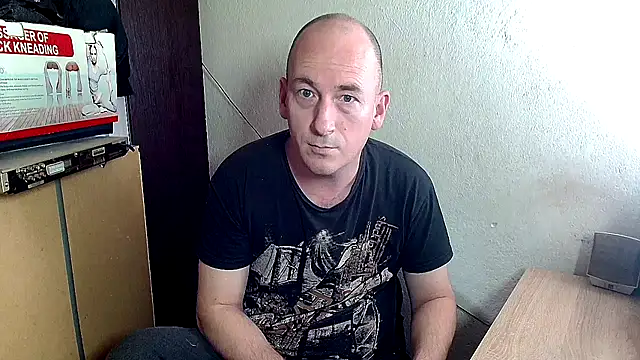 Johan   Barker online show from February 2025 02:26:02 PM