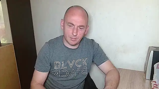 Johan   Barker online show from April 2026 10:43:02 AM