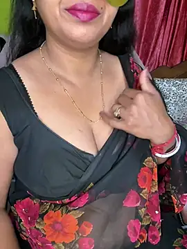 Snapshot of Anushka_21 chatting on April 2026 11:50:01 PM Anushka 21 online show from April 2026 11:50:01 PM