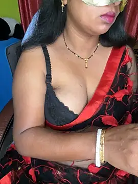 Snapshot of Anushka_21 chatting on May 2026 02:40:02 AM Anushka 21 online show from May 2026 02:40:02 AM