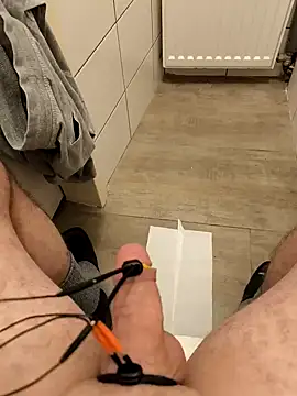 Norbi0803 online show from January 2025 07:40:01 PM