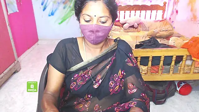 Snapshot of Novapol chatting on November 2025 06:11:02 PM Novapol online show from November 2025 06:11:02 PM