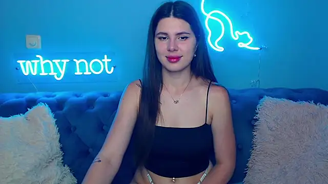 Snapshot of ViollinaLove chatting on June 2026 04:46:02 AM ViollinaLove online show from June 2026 04:46:02 AM
