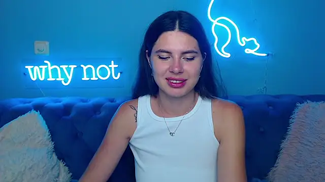 ViollinaLove online show from July 2026 04:49:01 PM