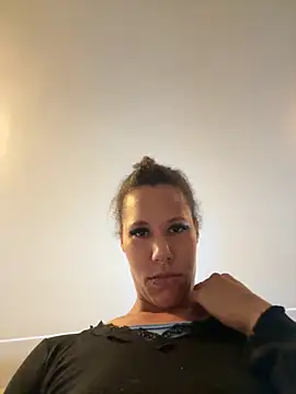 AaliyahHarris online show from September 2025 05:51:02 PM